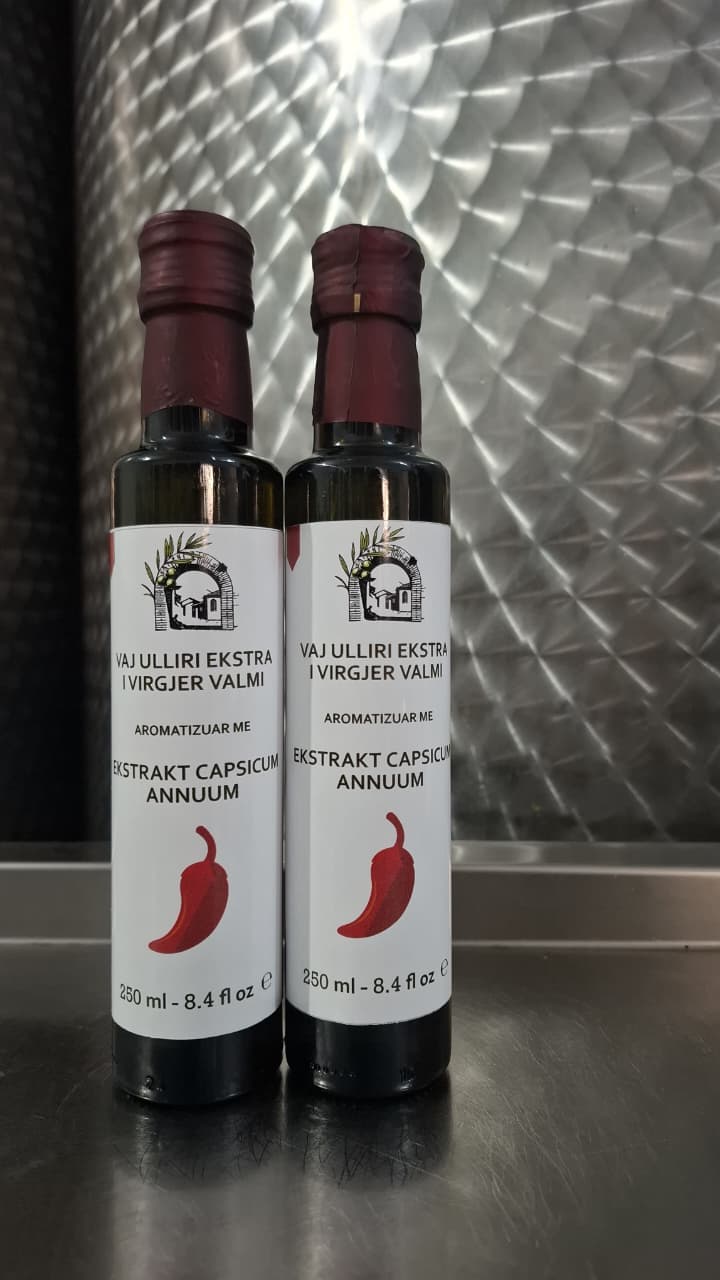 Valmi Olive Oil with Chilli Pepper Extract